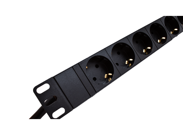 LinkIT 19" Power rail 9xCEE7/4 5m CEE 7/7 | no switch | 16A | 3600W | 1U 